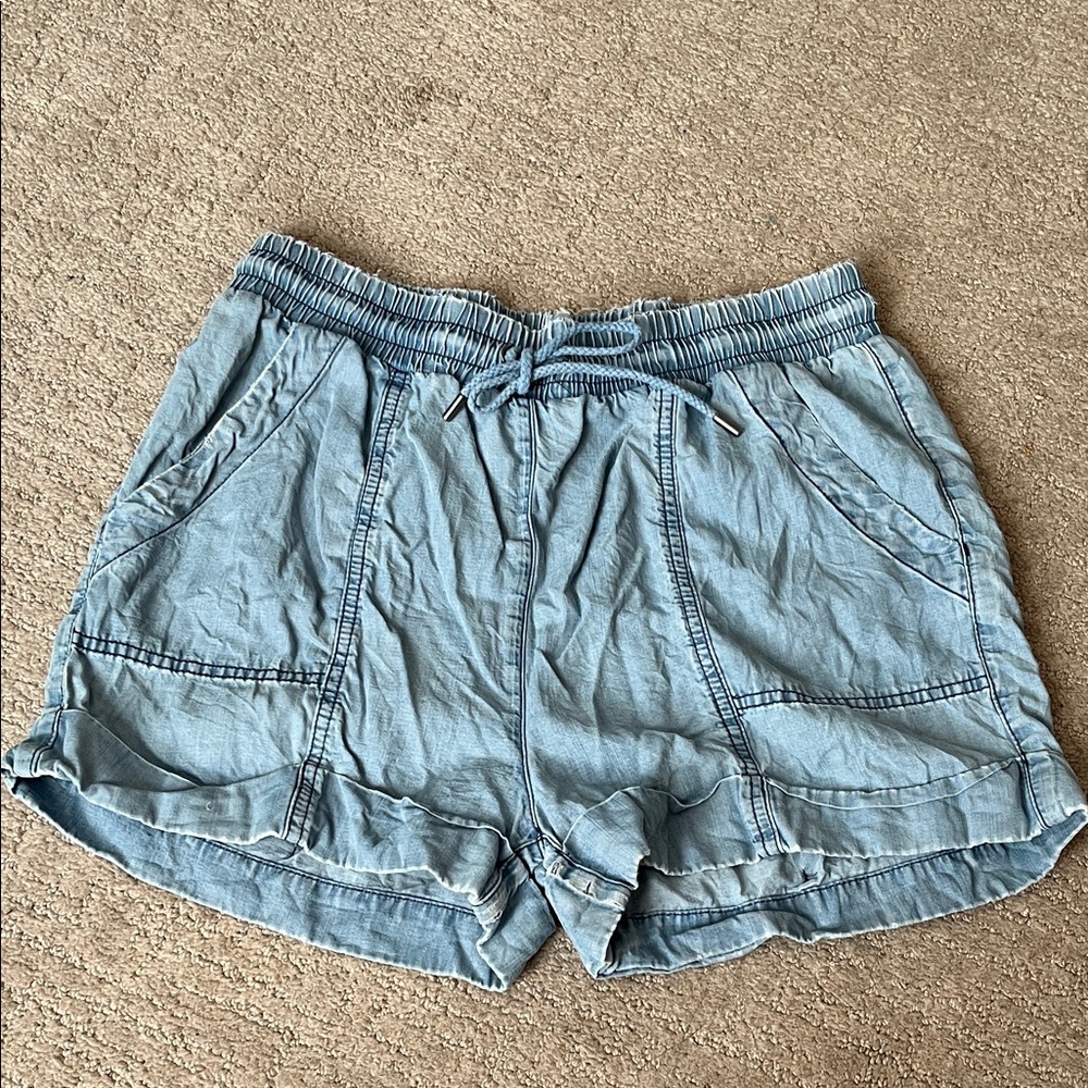 Universal Thread Light Blue Women's Shorts